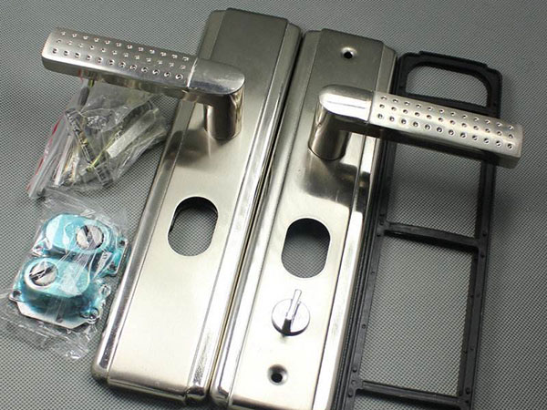 銅陵開鎖電話（開保險柜汽車鎖）