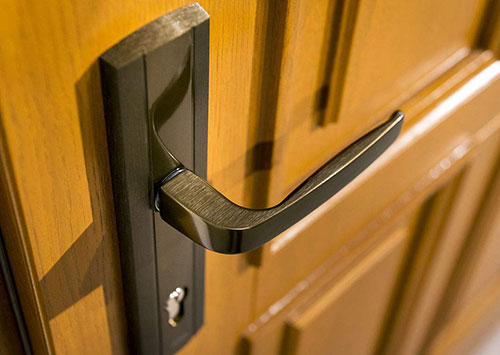 上饒換鎖電話(開門鎖安裝指紋鎖)